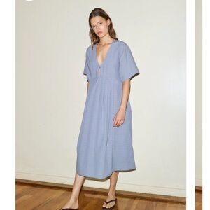 DEIJI square sleeve dress is off white cotton poplin